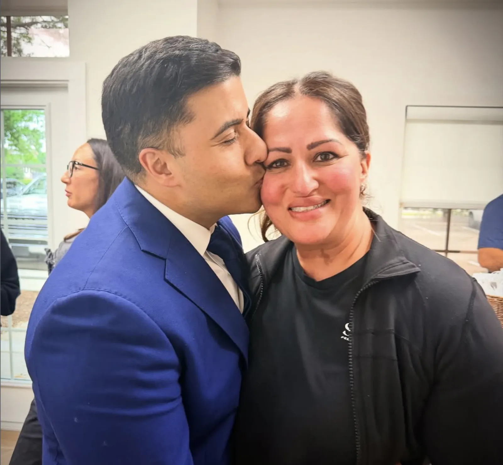 Dr. Rishi Seth and Neera Seth share a moment at the Women to Watch 2026 celebration