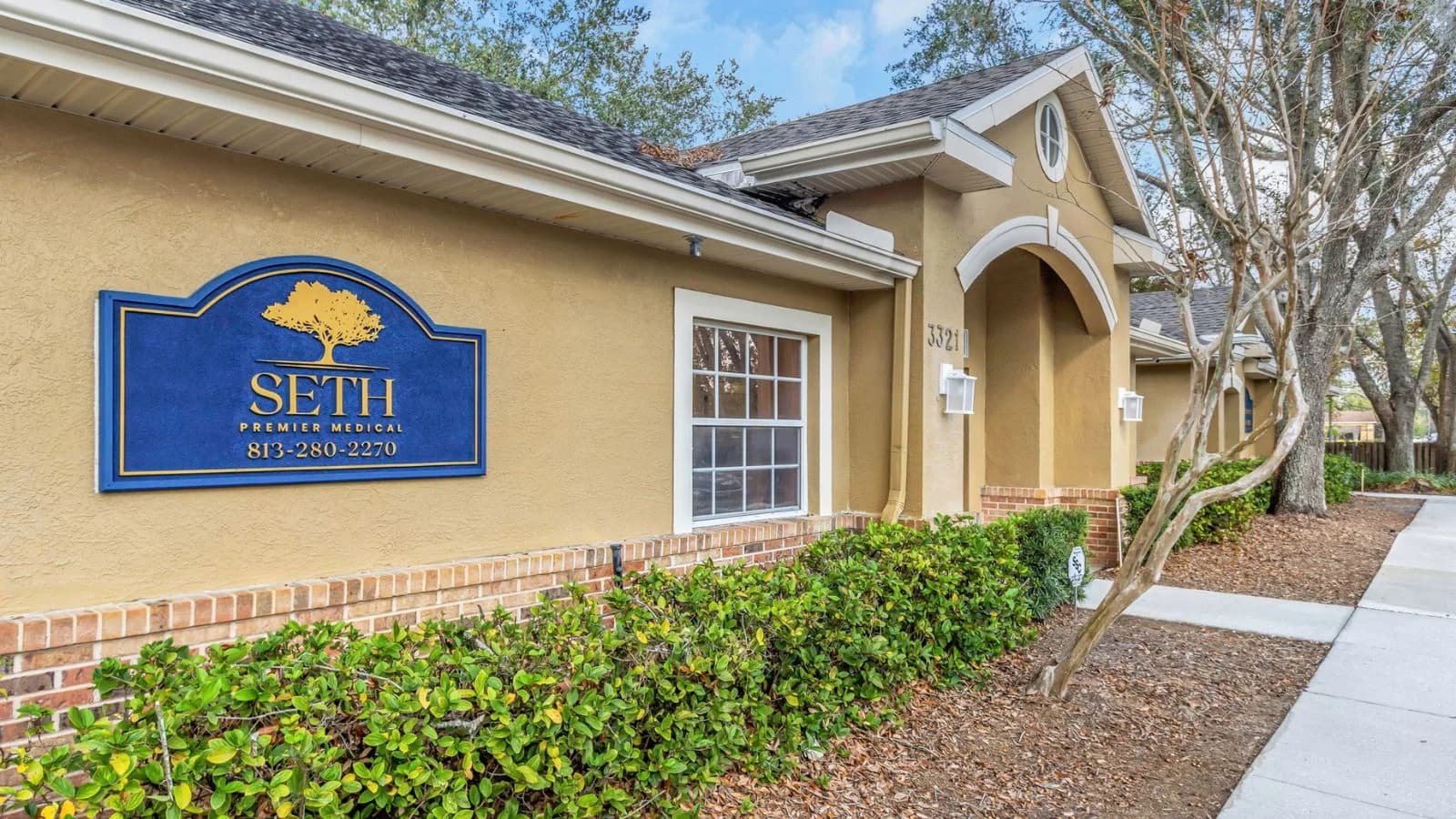 The exterior of the Seth Premier Medical concierge practice in Tampa, Florida